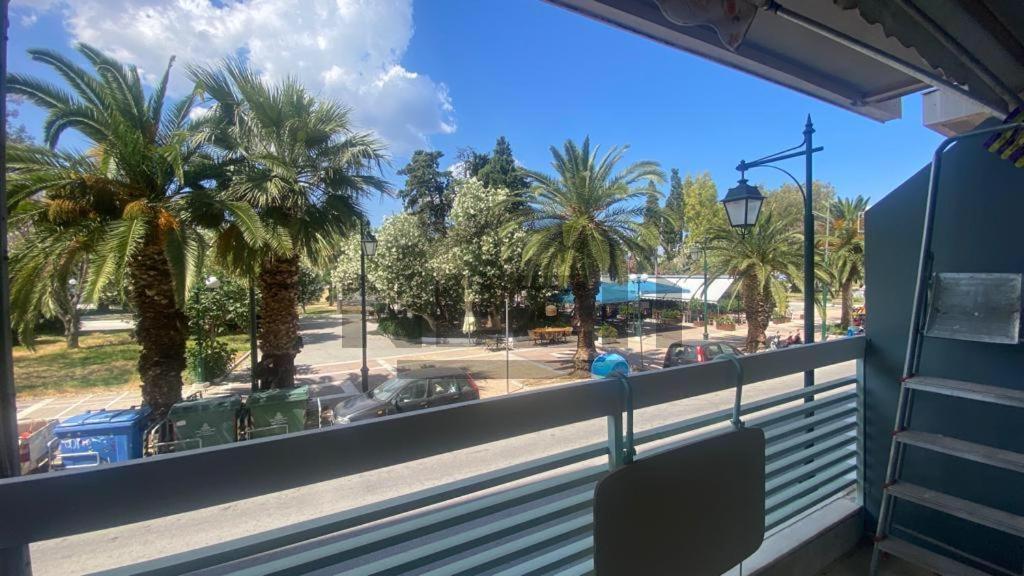 Centre Of Loutraki With Sea View Apartment Екстериор снимка